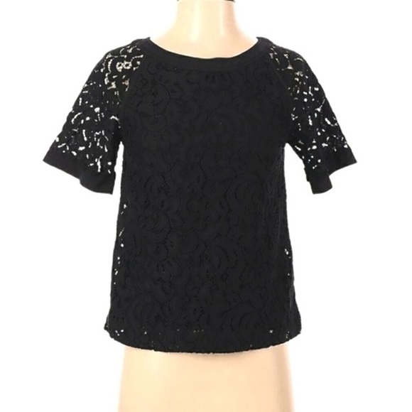 Banana Republic lace short sleeved top - Picture 1 of 5